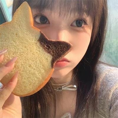 女玩家喜迎春